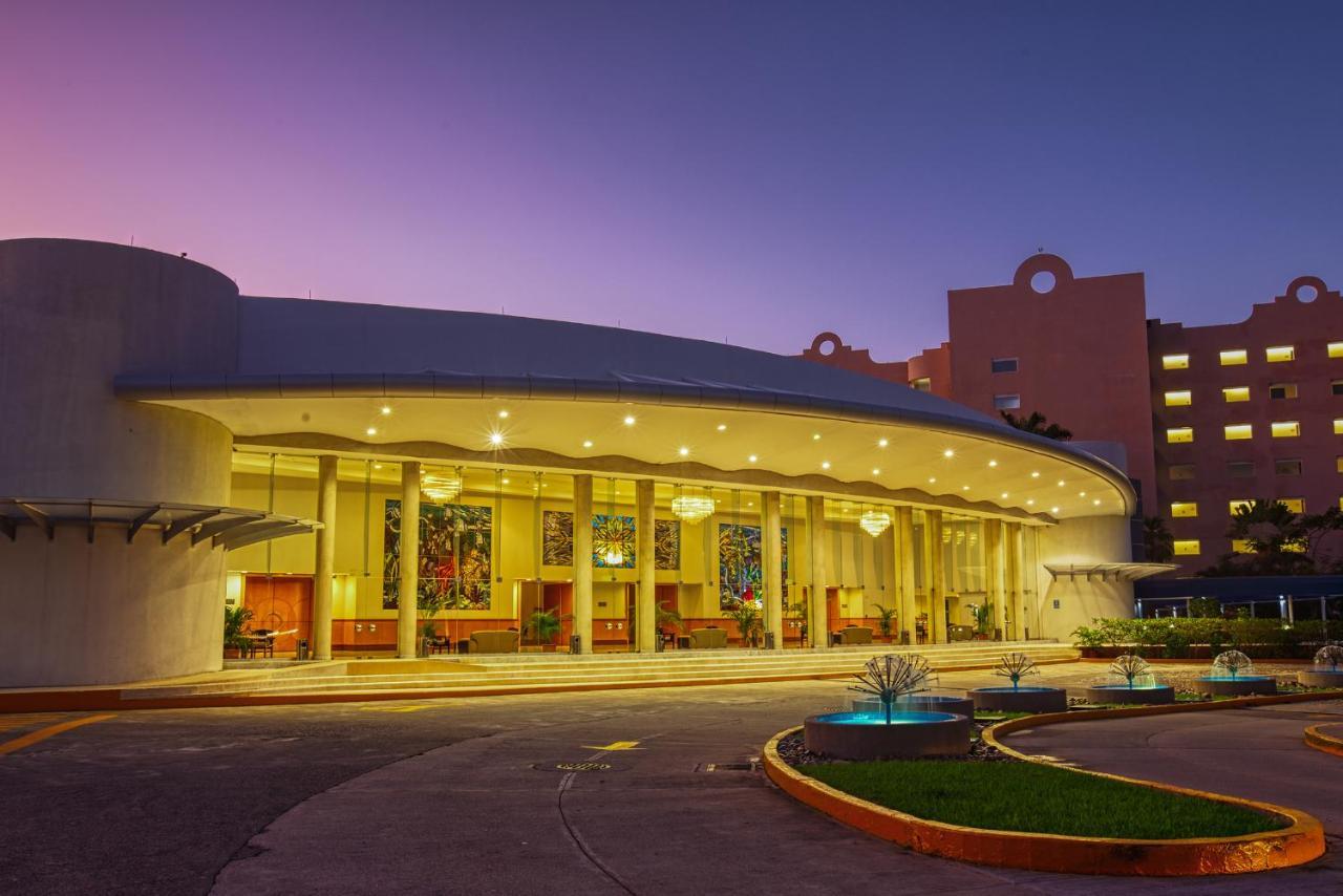 Azul Ixtapa Beach Resort All Inclusive&centro de convenciones Exterior foto