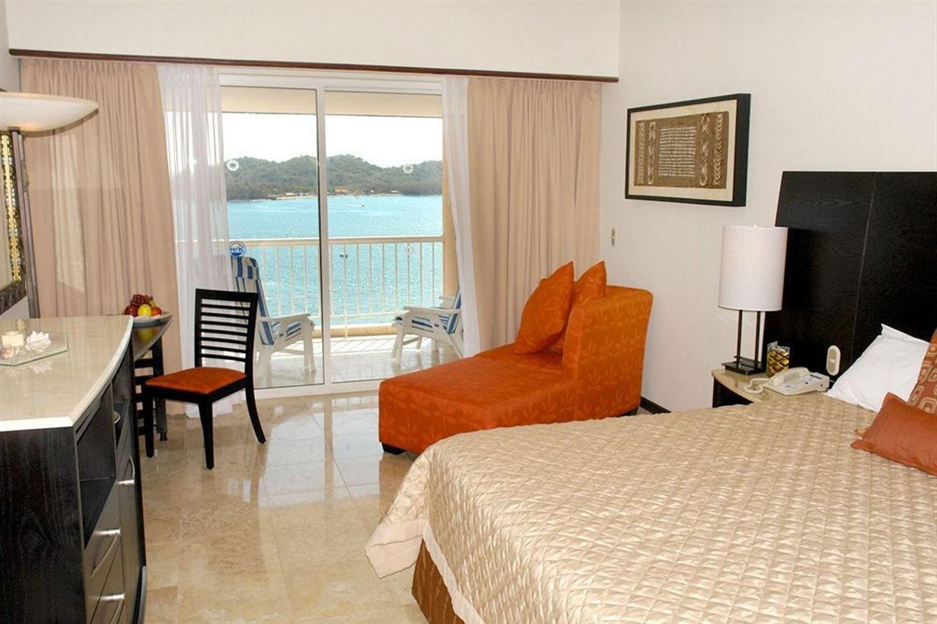 Azul Ixtapa Beach Resort All Inclusive&centro de convenciones Habitación foto